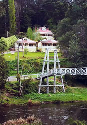 Warburton Swing Bridge