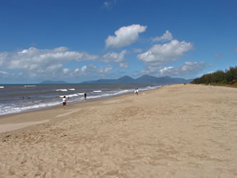 Yorkeys Knob Beach