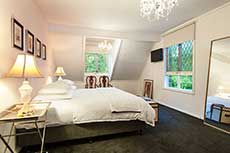 Loft in the Mill Boutique Accommodation - Olinda